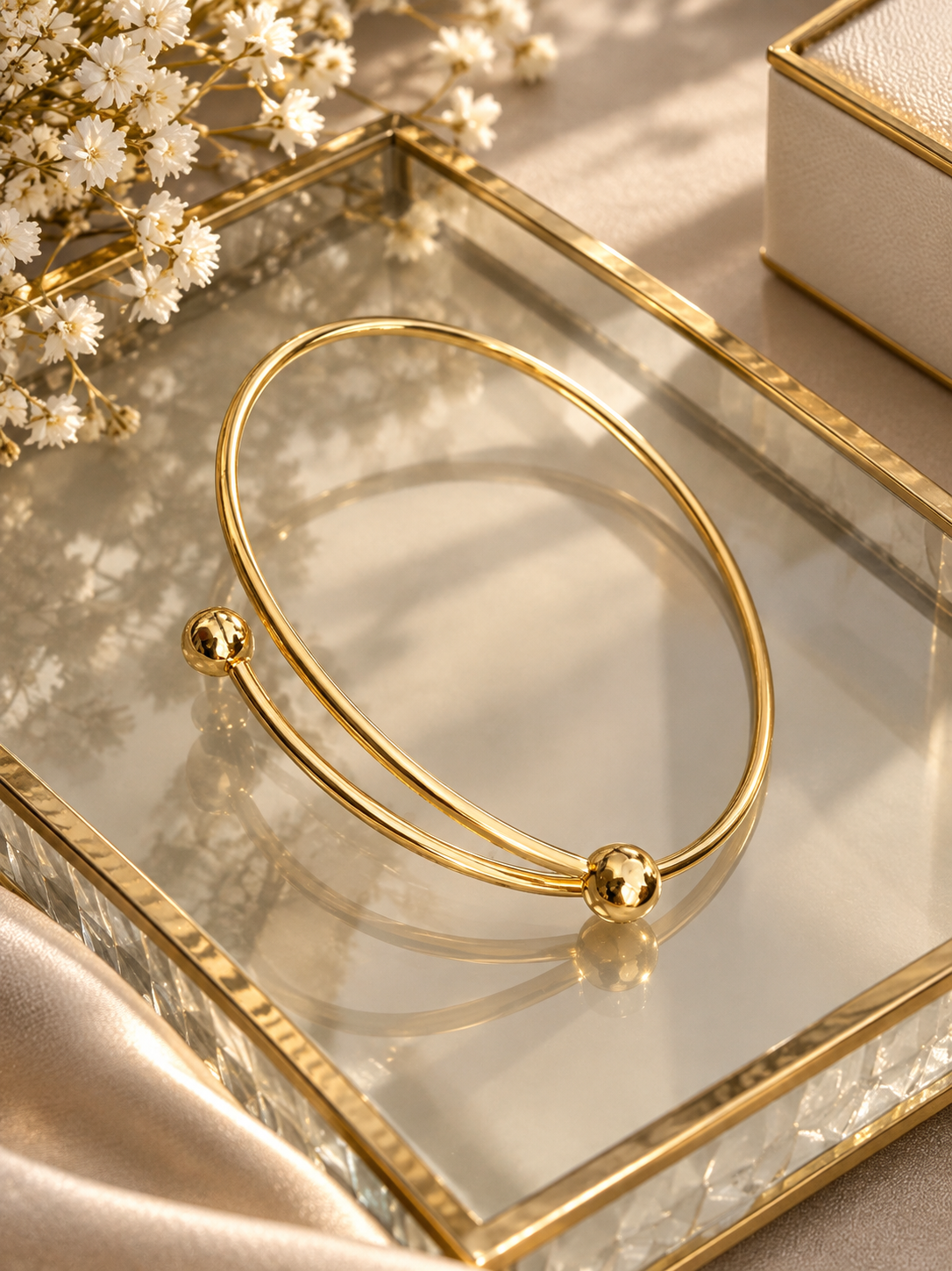 Minimal Ball Open Cuff Bracelet