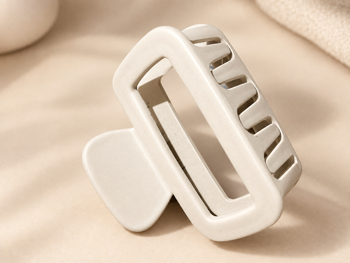 Elegant Cream Hair Claw Clip