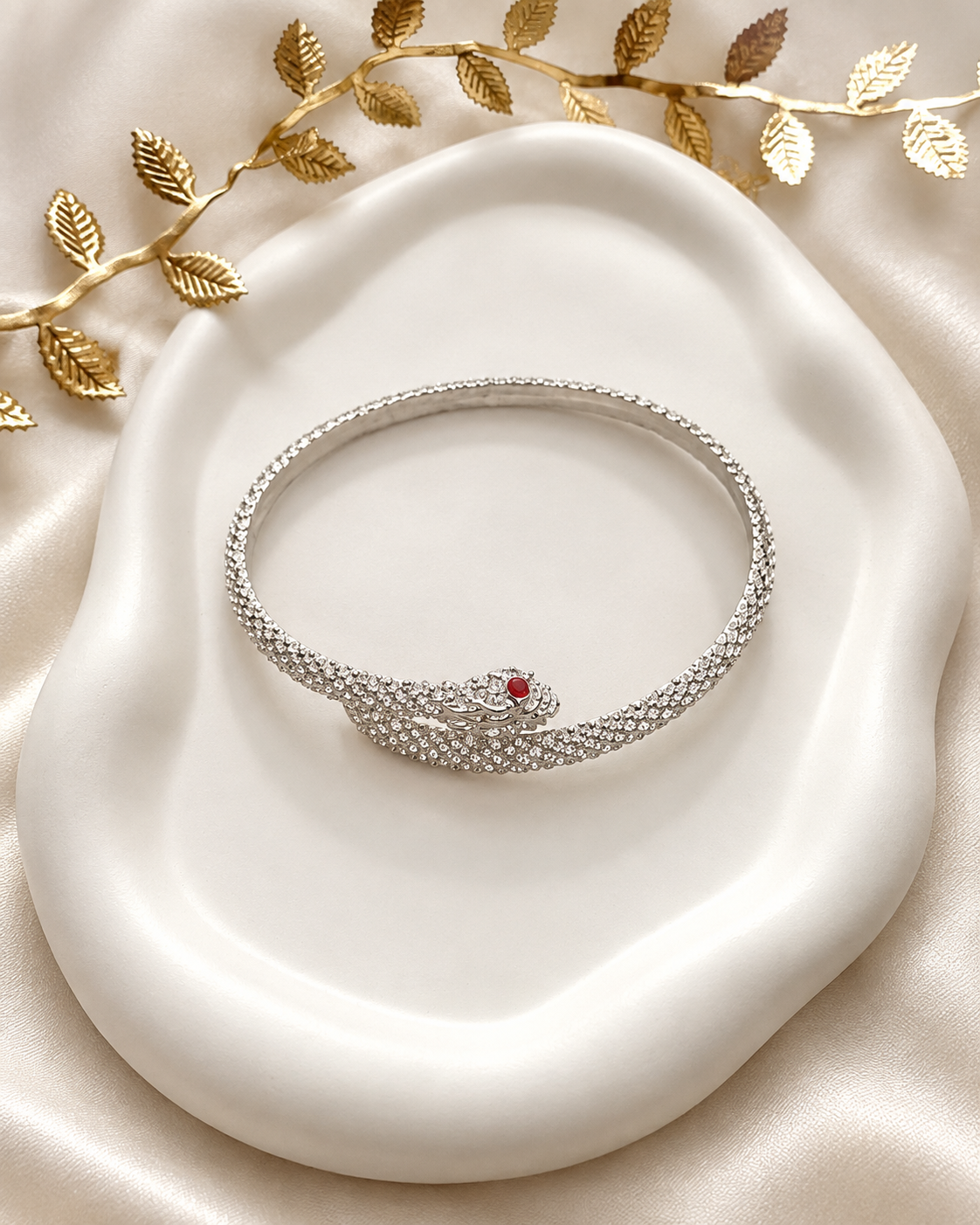 Elegant Snake Design Bracelet